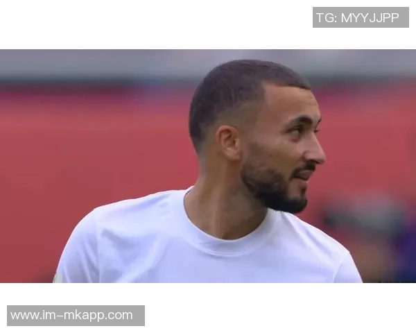 首节狄龙表现平平仅得5分布克状态低迷仅得4分 首节狄龙表现平平仅得5分布克状态低迷仅得4分