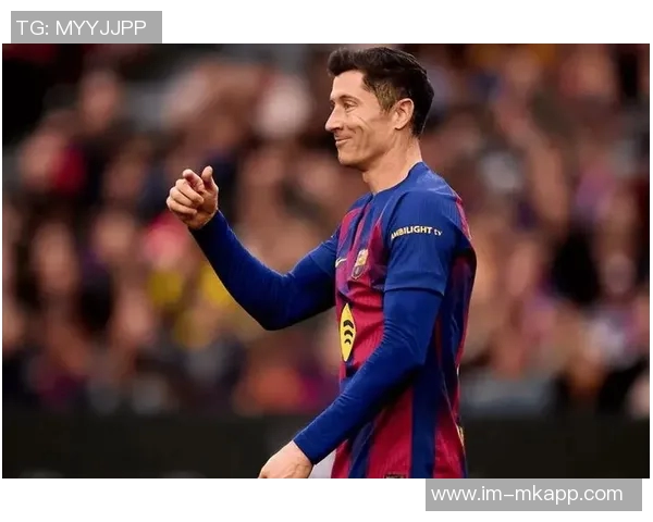 巴萨拜仁米兰争夺战升级巴萨欲引弗拉霍维奇接班莱万