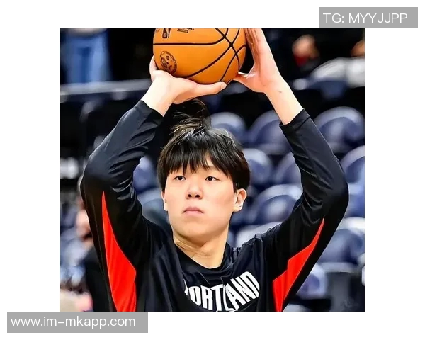 杨瀚森展现卓越处理球能力成为场上关键球员的独特优势